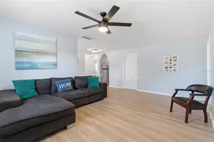 2227 Montclair Dr, Sarasota, FL 34231 - Photo 31