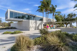 2227 Montclair Dr, Sarasota, FL 34231 - Photo 43
