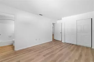 2227 Montclair Dr, Sarasota, FL 34231 - Photo 15