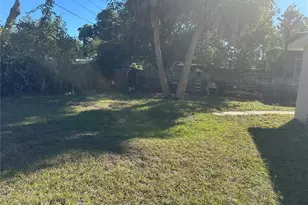 2827 22nd St W, Bradenton, FL 34205 - Photo 7