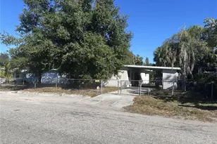 2827 22nd St W, Bradenton, FL 34205 - Photo 1