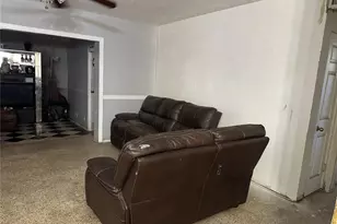 2827 22nd St W, Bradenton, FL 34205 - Photo 9