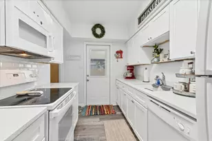 340 Glen Oak Rd, Venice, FL 34293 - Photo 9