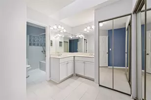 227 Southampton Dr, Venice, FL 34293 - Photo 47