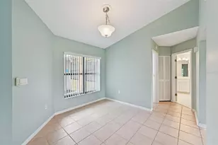 227 Southampton Dr, Venice, FL 34293 - Photo 11