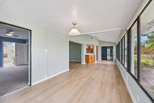 227 Southampton Dr, Venice, FL 34293 - Photo 9