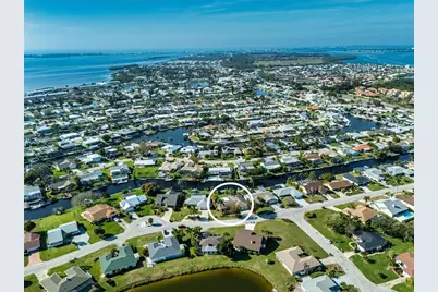 4612 Coral Lake Drive, Bradenton, FL 34210 - Photo 7