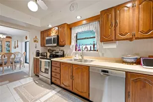 4612 Coral Lake Dr, Bradenton, FL 34210 - Photo 19