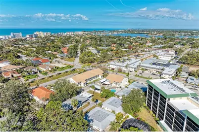 525 Barcelona Avenue #207, Venice, FL 34285 - Photo 3