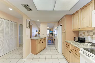 525 Barcelona Avenue #207, Venice, FL 34285 - Photo 15