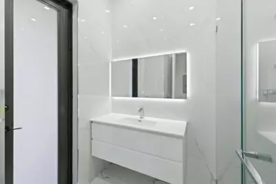 10181 NW 131st Street, Hialeah, FL 33018 - Photo 41