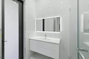 10181 NW 131st St, Hialeah, FL 33018 - Photo 41