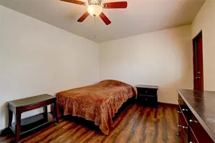 2304 Ringling Blvd, Sarasota, FL 34237 - Photo 15