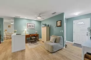 4021 Oakhurst Dr, Sarasota, FL 34233 - Photo 9