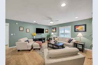 4021 Oakhurst Drive #3121, Sarasota, FL 34233 - Photo 5