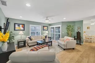 4021 Oakhurst Dr, Sarasota, FL 34233 - Photo 5