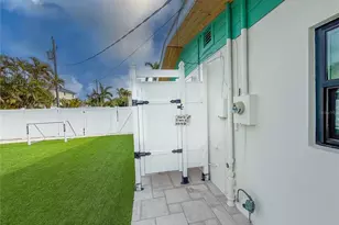 208 84th St, Holmes Beach, FL 34217 - Photo 39