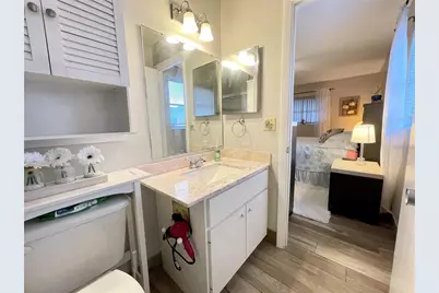 3495 Tree Line Court #8, Sarasota, FL 34231 - Photo 25