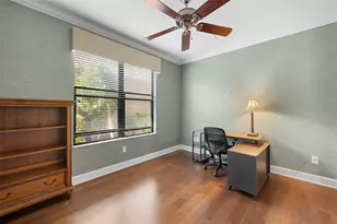 2525 Vaccaro Dr, Sarasota, FL 34231 - Photo 7