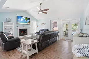 1773 Southwood St, Sarasota, FL 34231 - Photo 13