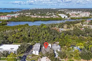 1773 Southwood St, Sarasota, FL 34231 - Photo 35