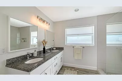 2115 Grove Street, Sarasota, FL 34239 - Photo 21