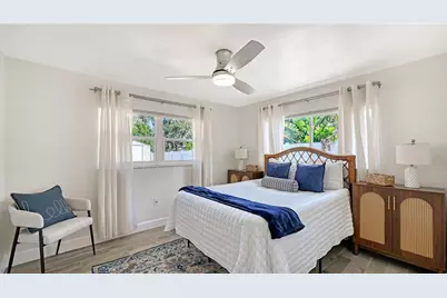 2115 Grove Street, Sarasota, FL 34239 - Photo 23