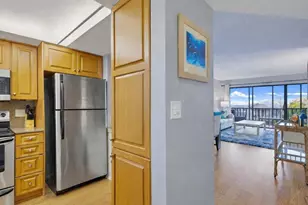 1001 Benjamin Franklin Dr, Sarasota, FL 34236 - Photo 13