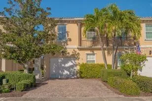 1500 Burgos Dr, Sarasota, FL 34238 - Photo 1