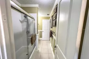 3766 Lake Bayshore Dr, Bradenton, FL 34205 - Photo 15