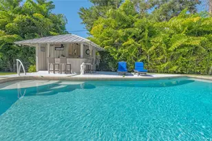 3606 Palonia Ct, Sarasota, FL 34239 - Photo 21