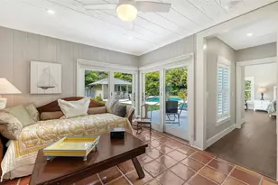 3606 Palonia Ct, Sarasota, FL 34239 - Photo 19