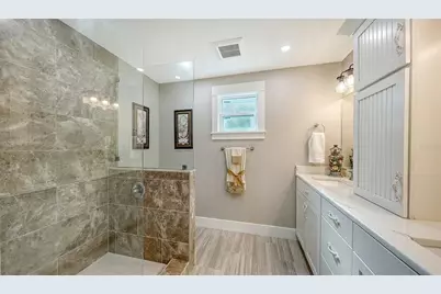 3606 Palonia Court, Sarasota, FL 34239 - Photo 25