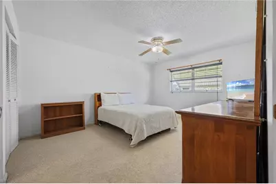 3123 39th Street S #B, Saint Petersburg, FL 33711 - Photo 3