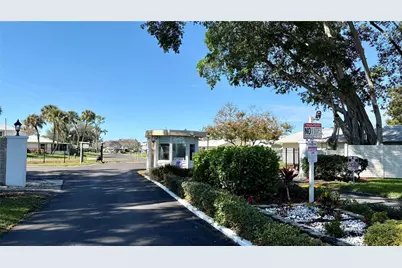 3123 39th Street S #B, Saint Petersburg, FL 33711 - Photo 23