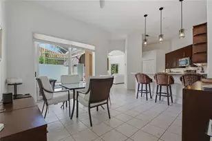 8717 54th Ave E, Bradenton, FL 34211 - Photo 9