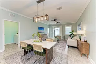 5635 Los Robles Ct, Palmetto, FL 34221 - Photo 5