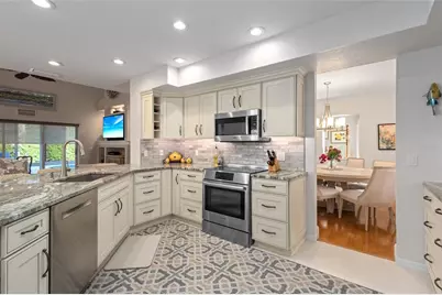 1016 91st Street NW, Bradenton, FL 34209 - Photo 9