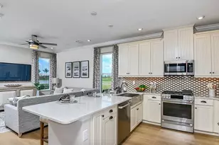 8612 Snowfall St, Sarasota, FL 34241 - Photo 9