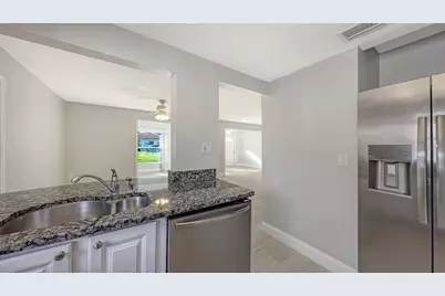 157 Vista Hermosa, Sarasota, FL 34242 - Photo 11