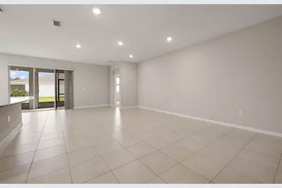 431 158th Street E, Bradenton, FL 34212 - Photo 17