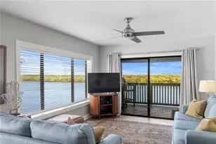 817 Bahia Del Sol Dr, Ruskin, FL 33570 - Photo 17