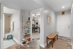 817 B Bahia Del Sol Dr, Ruskin, FL 33570 - Photo 7