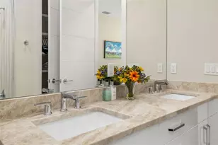 1879 Hibiscus St, Sarasota, FL 34239 - Photo 47