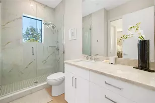 1879 Hibiscus St, Sarasota, FL 34239 - Photo 53