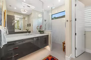 1879 Hibiscus St, Sarasota, FL 34239 - Photo 29