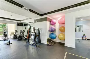 1064 N Tamiami Trl, Sarasota, FL 34236 - Photo 33