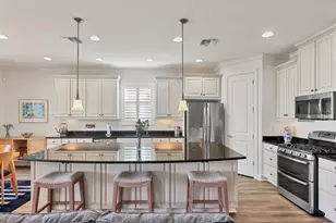 2414 Vaccaro Dr, Sarasota, FL 34231 - Photo 11