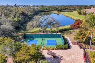 2414 Vaccaro Dr, Sarasota, FL 34231 - Photo 35