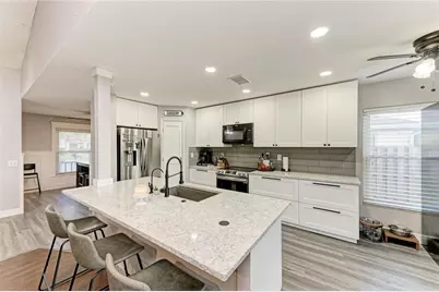 11809 Shrewsbury Lane, Parrish, FL 34219 - Photo 3